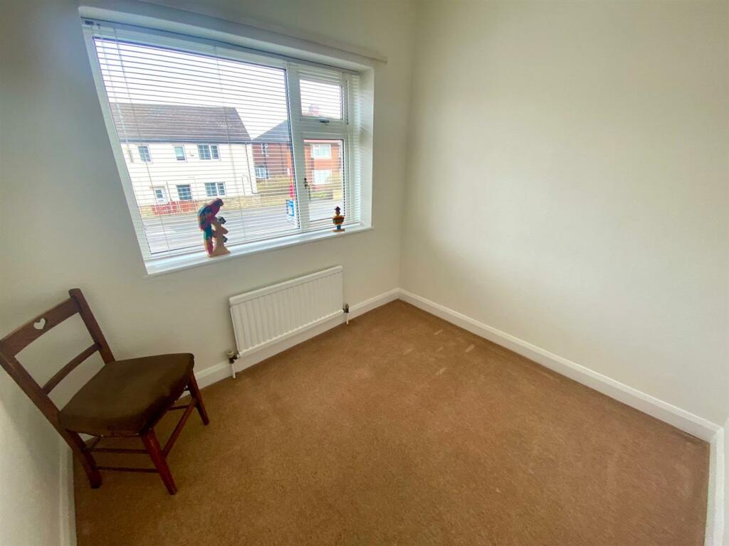 sunny bank road 51 bed 3.jpg