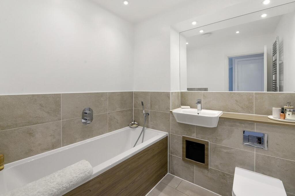 Ensuite