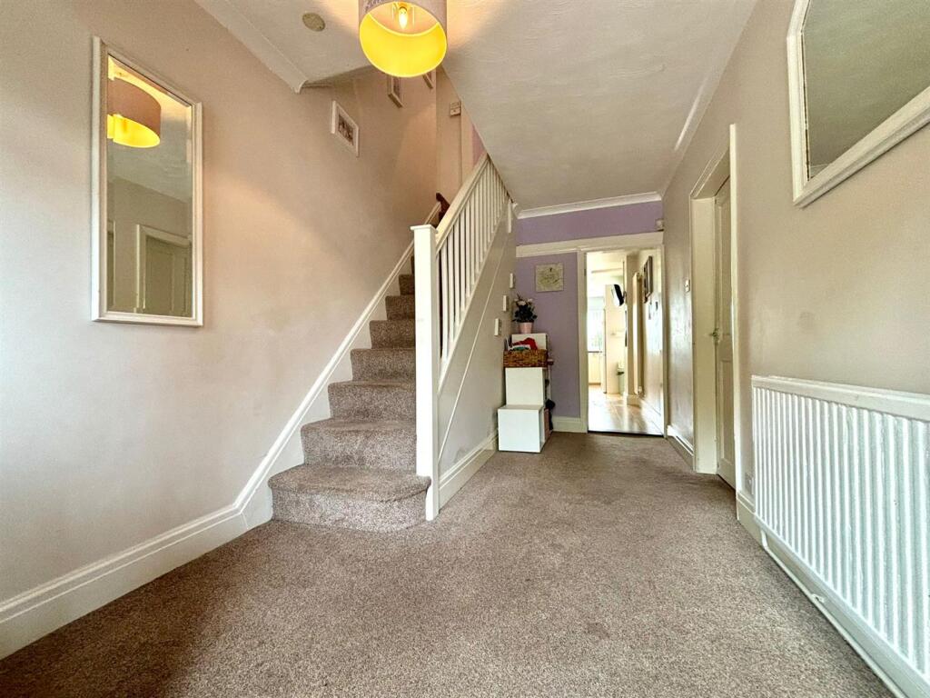 WhatsApp Image 2024-08-12 at 14.59.50 (4).jpeg