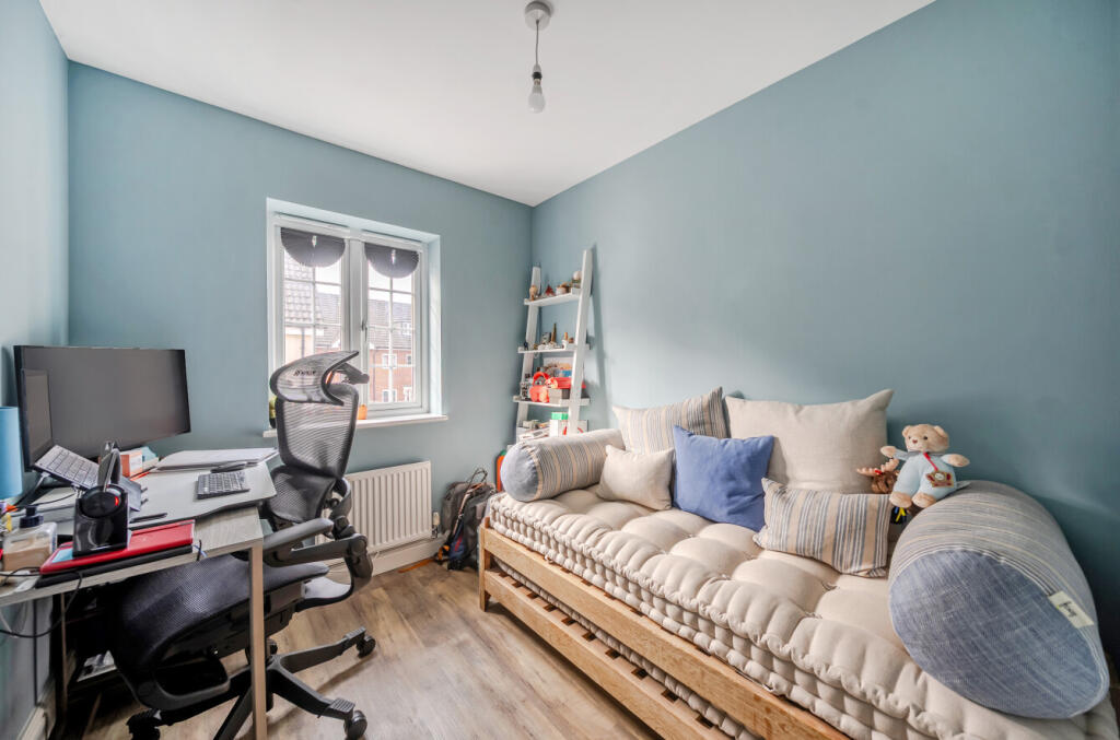 1341884-5-68a836e...