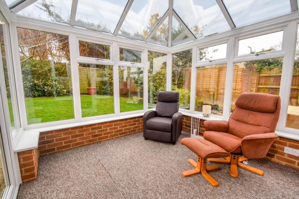 7 dallaway drive conservatory enhanced.jpg