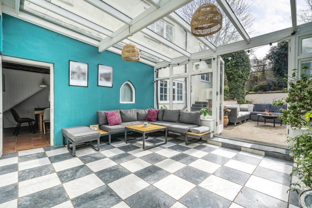 Garden Room