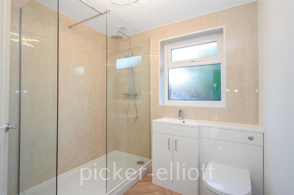 Re Fitted Shower Room
