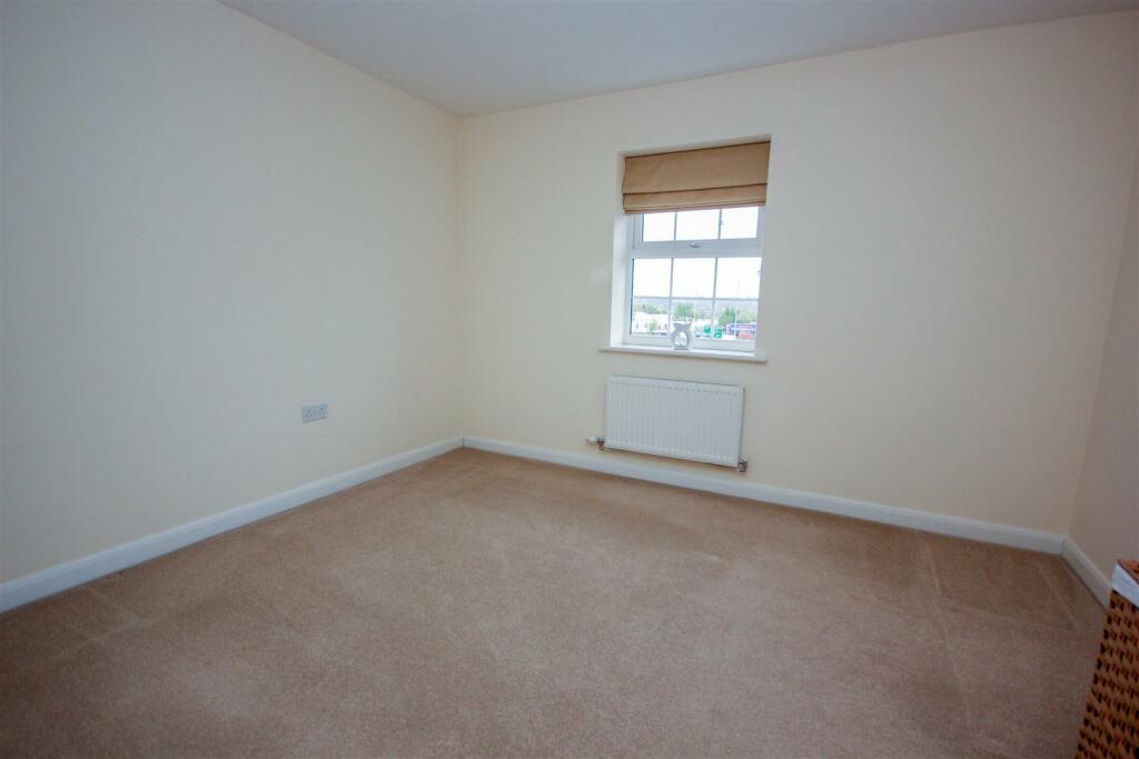 Bedroom 3.jpg