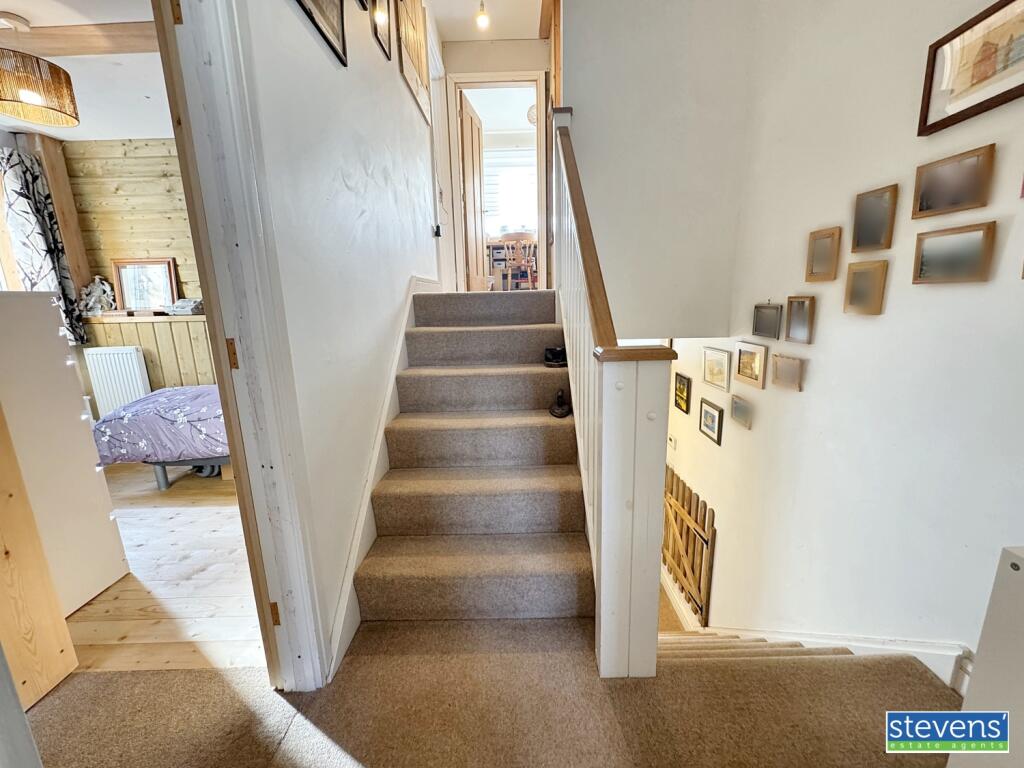 image00006_blurred (4)