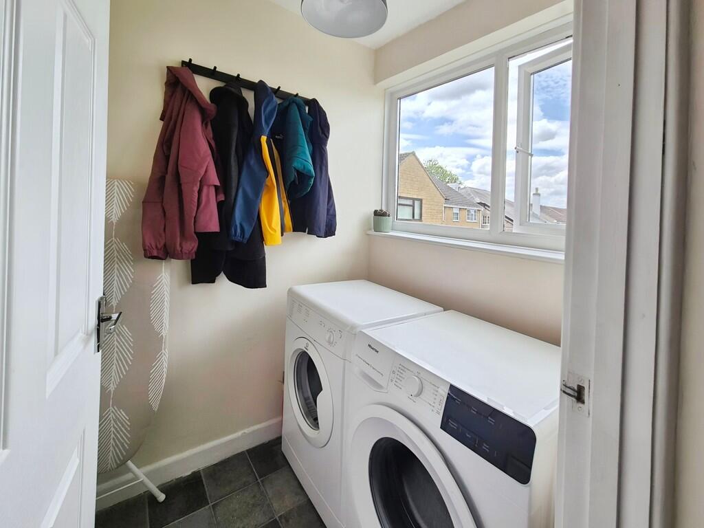 215c682d-10000285...