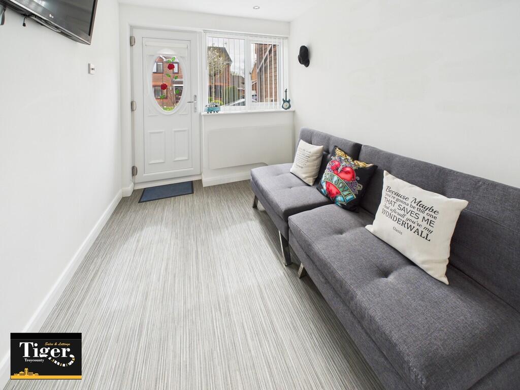 CAM02176G0-PR0550...