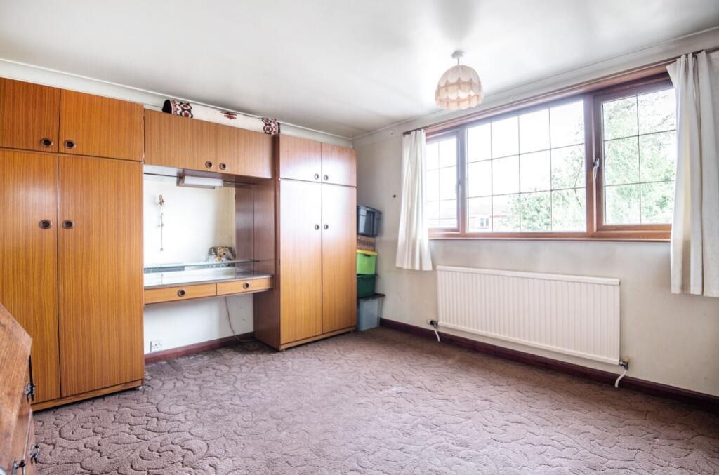 1299964-15-683ed1b6cd3b4