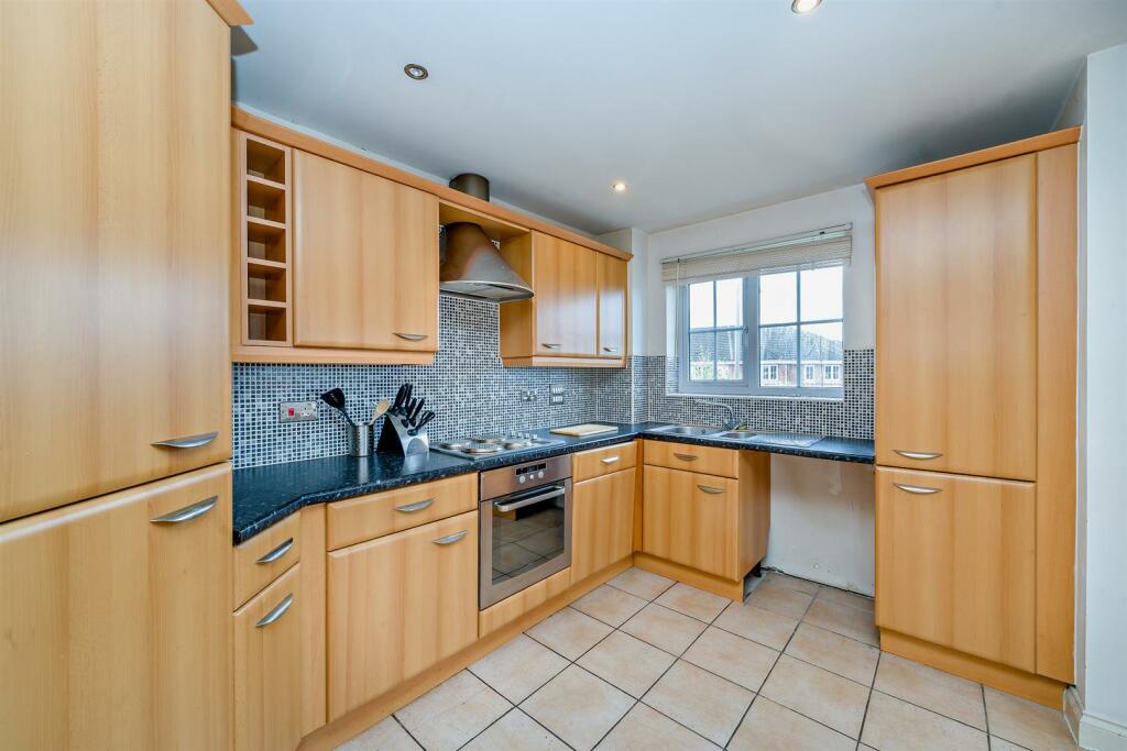 8617031-interior06-800.jpg