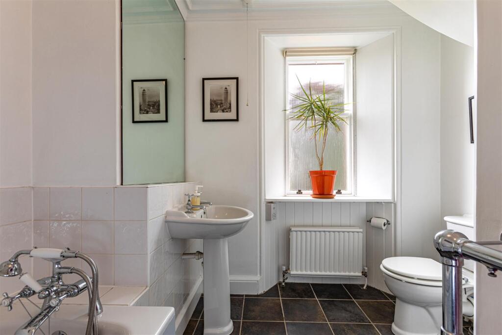 16 Melrose Road Galashiels 40.JPG