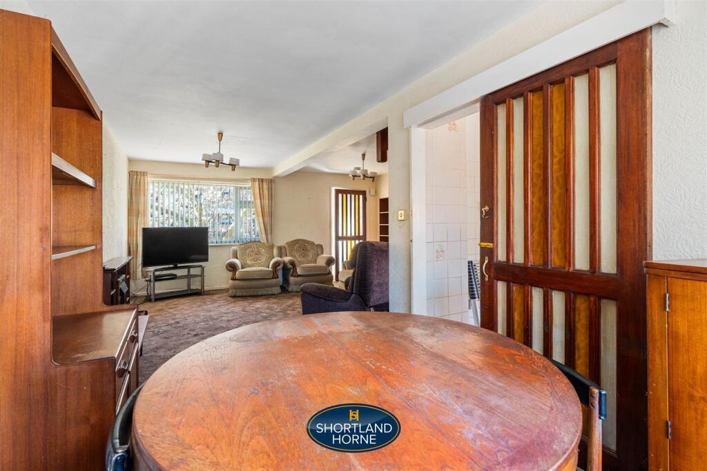 Lounge / Dining Room