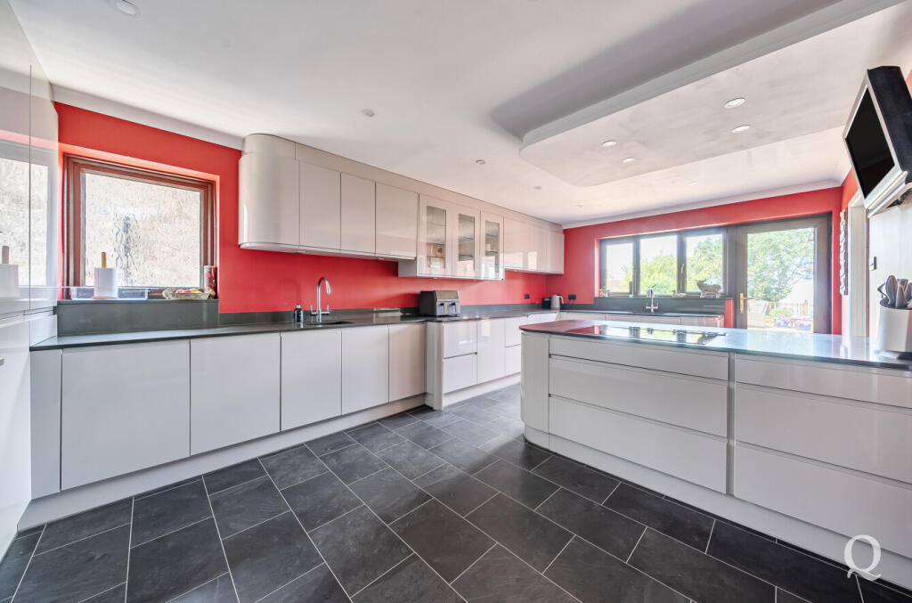 1b57b3a8-1475-4d3...