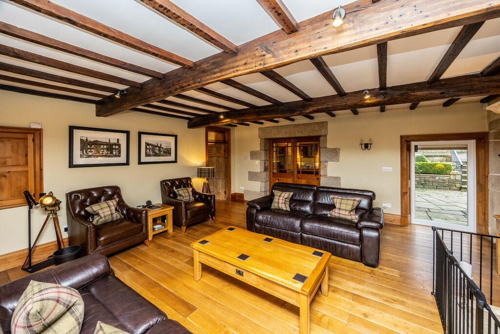 IMG_20376_37_orig...