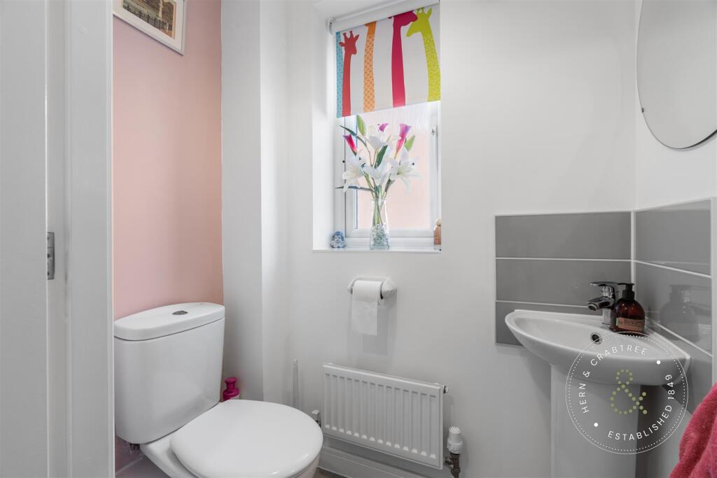 Int, Heol Bennett, Hern Crabtree (6).jpg