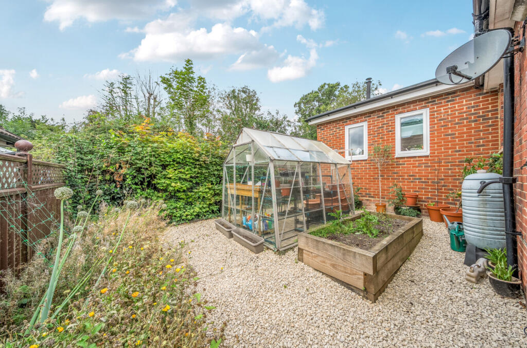 1334866-25-689476...