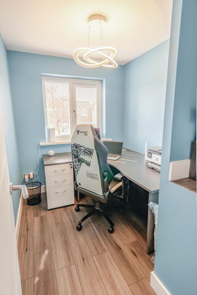 Fourth bedroom/Office