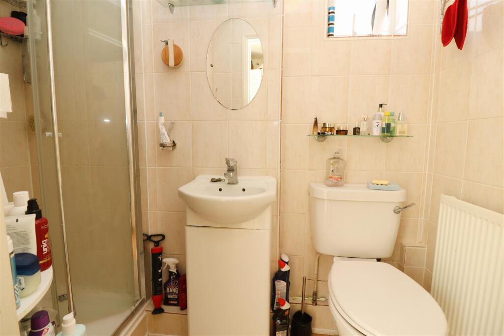 Shower Room / WC