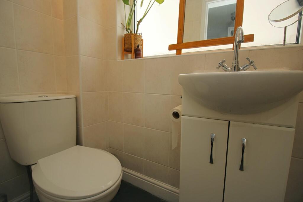 DOWNSTAIRS SHOWER ROOM
