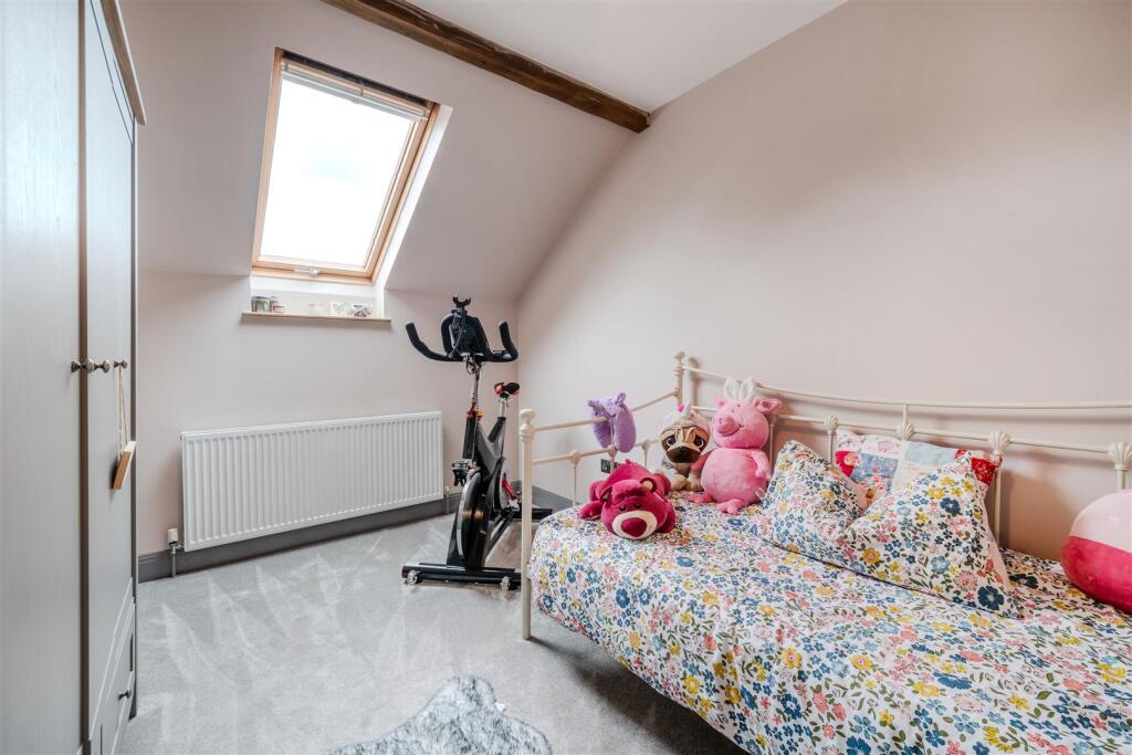 Bedroom4.jpg