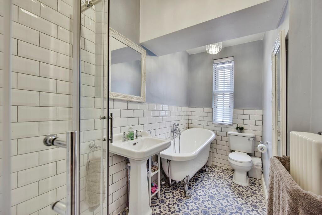 Bedroom One En Suite