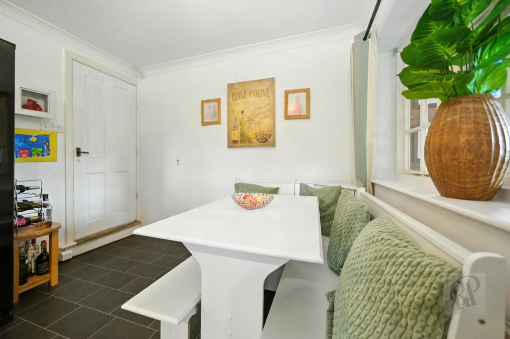 Family Dining Kitchen