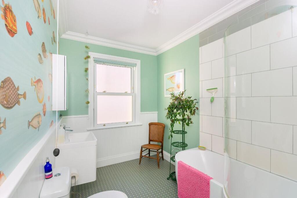 1A1SBR - Bathroom C.jpg