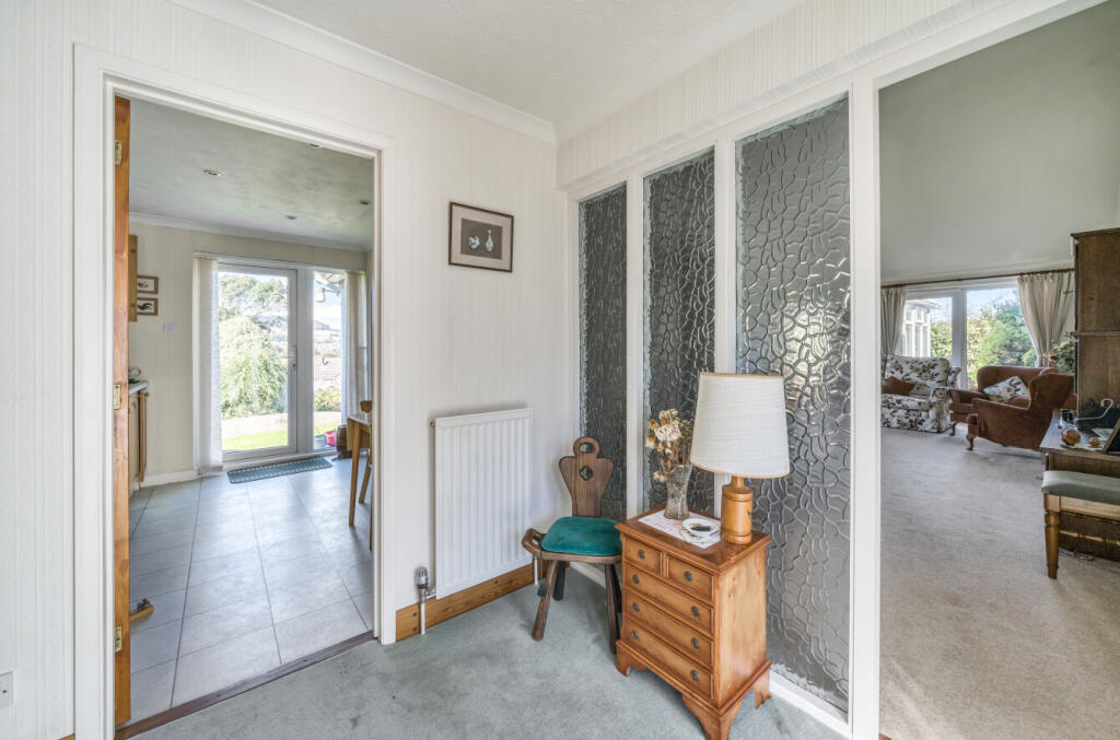 1359328-6-68d524c...