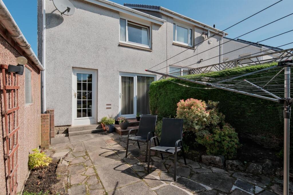 007-11 Whiteshaw Avenue, Carluke, ML8 5DF.jpg