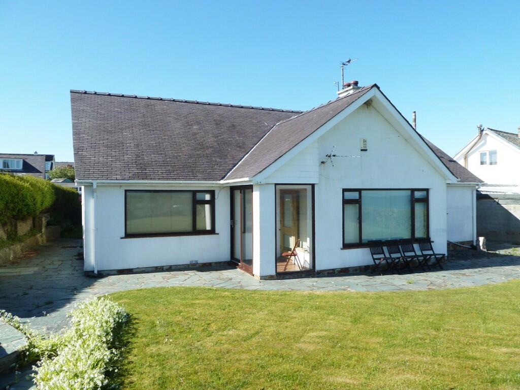 Nant Bychan, Moelfre, LL72