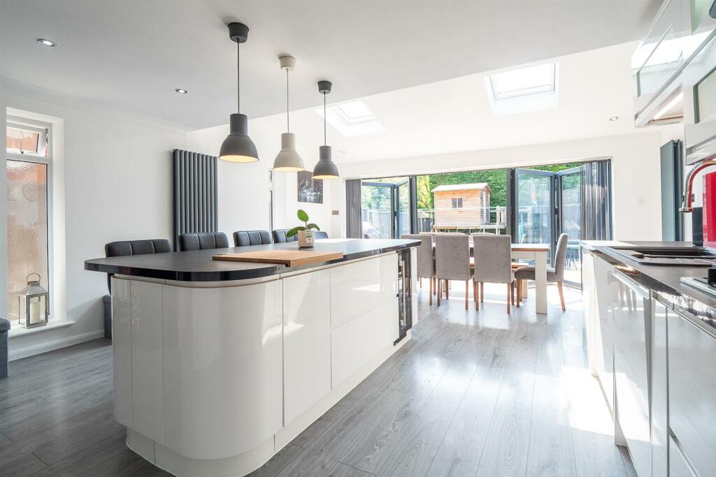 Kitchen-Breakfast Room-2.jpg