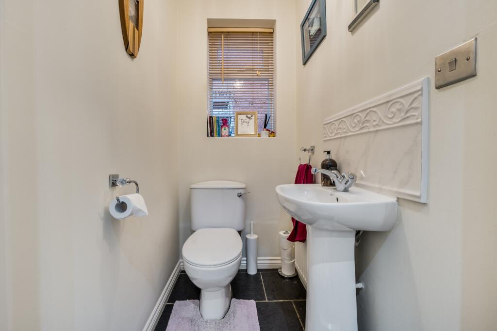 1373750-8-6902529a725b1