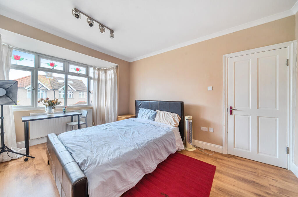 1383219-16-691dfd...