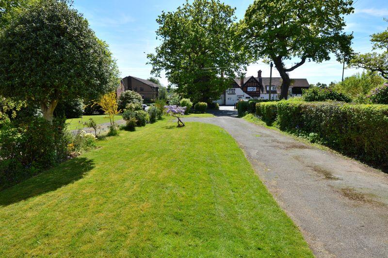 FRONT - TOWARDS THE ROAD