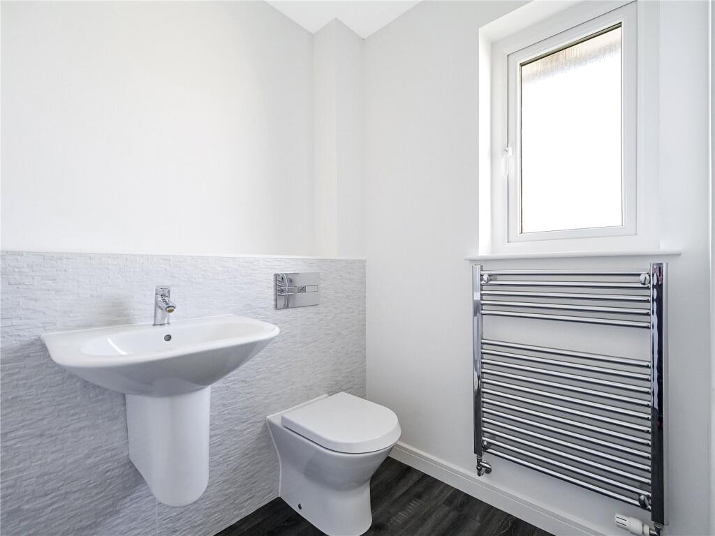 Wc/Cloaks Room