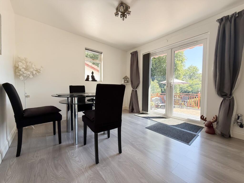 Breakfast Room