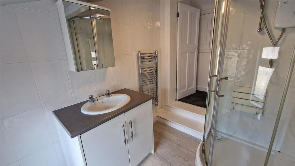 Alternative En-suite