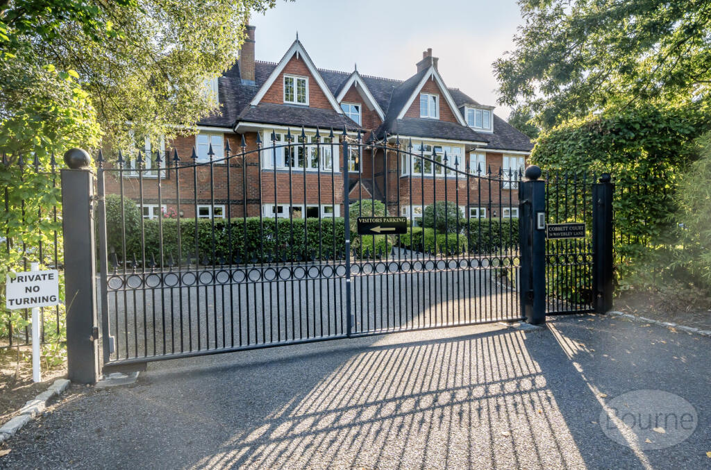 df8ed13c-eb2b-4b9...