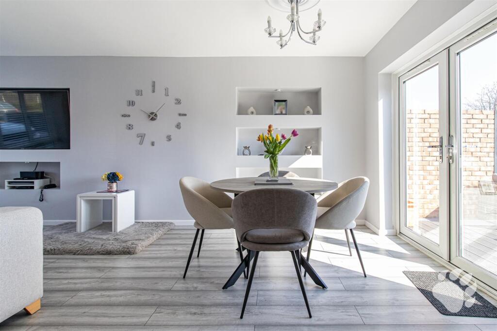 Lounge/Diner