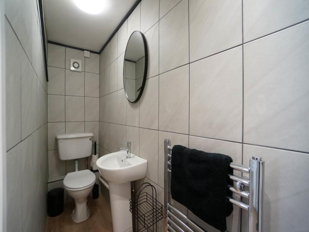 WC.JPG