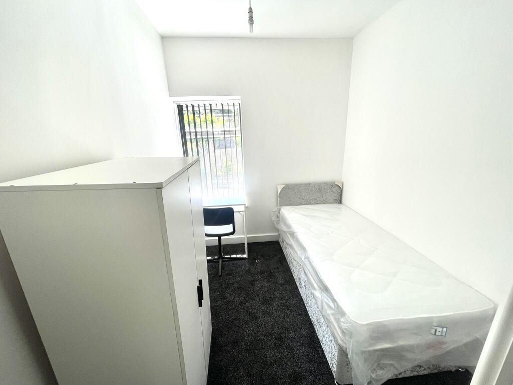 f0909956-e82c-49ad-a