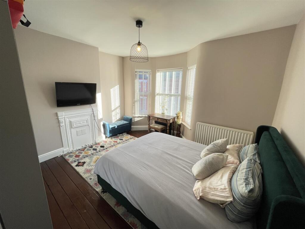 Photo 25-11-2025, 11 18 43.jpg