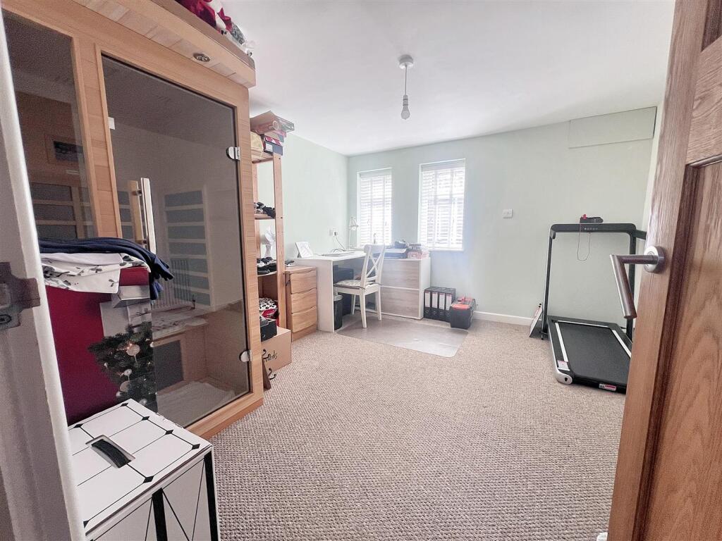 Study/ Bedroom 4