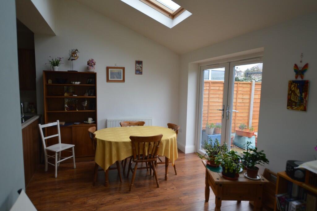 Dining kitchen