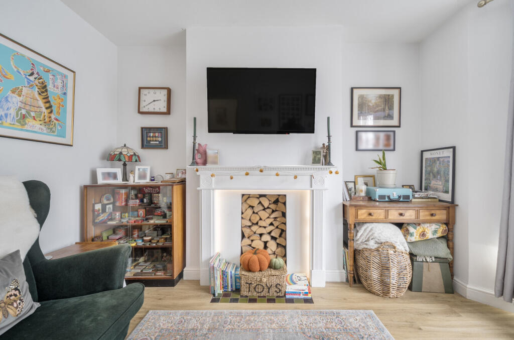 1363189-11-68dfdb...