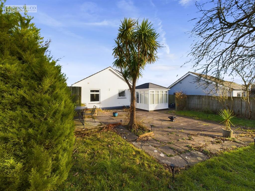 Rear garden ii.jpg
