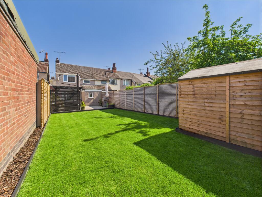 CAM05192G0-PR0070-STILL021