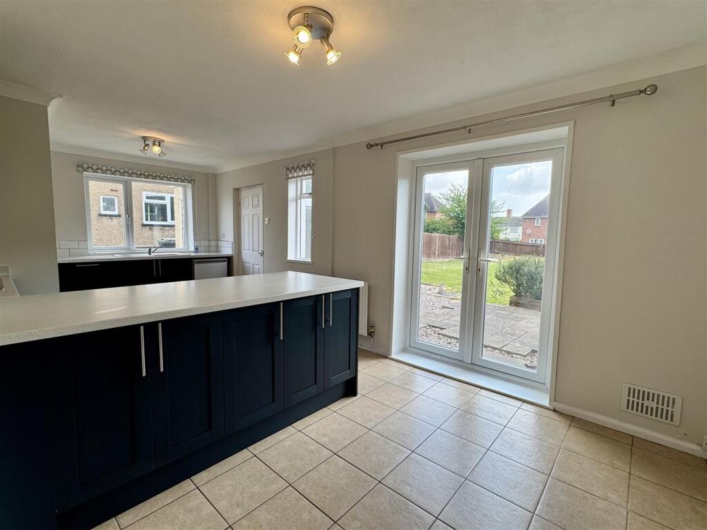 Open Plan Kitchen Dining Room