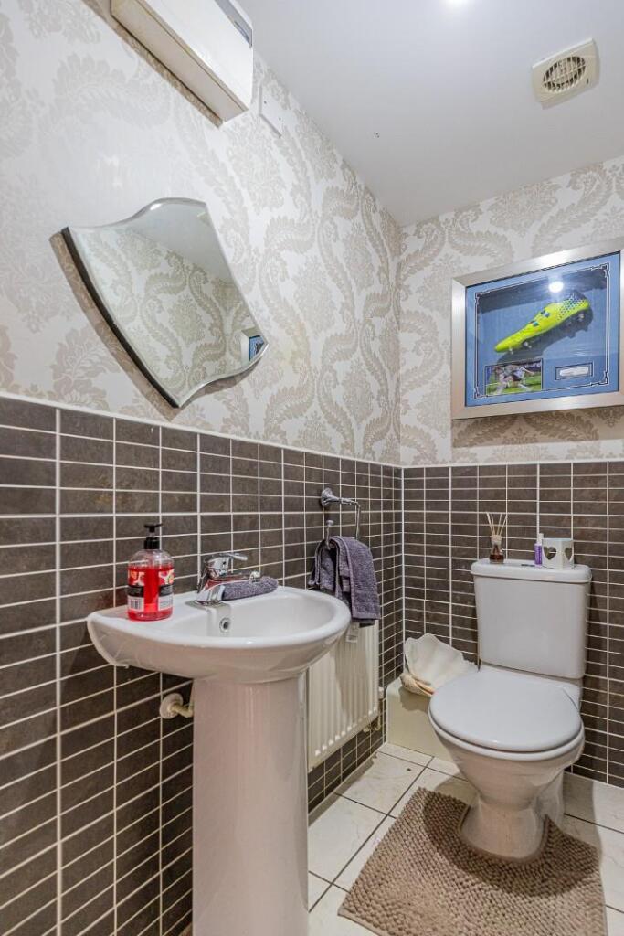 Clos Yr Erw 10-6.jpg