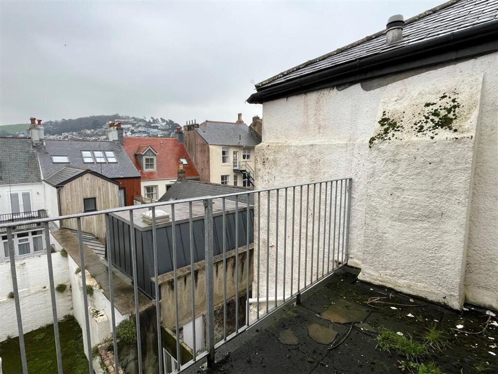 Balcony.jpg