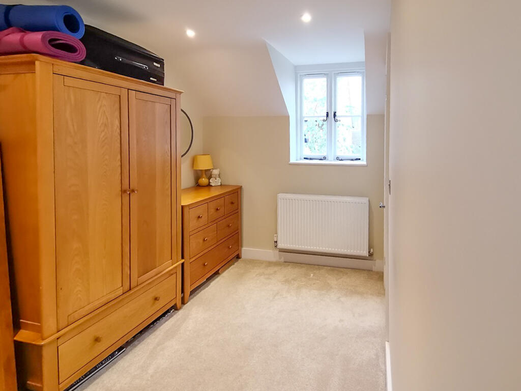 O_1gfh4kbs61h5ocba1uls1dqkvc57-10